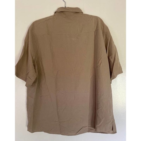 Cabela's Tan Men's Short Sleeve Button-Up Shirt Size X-Large‎ - Picture 2 of 3
